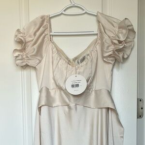 Elegant Cream Midi Dress